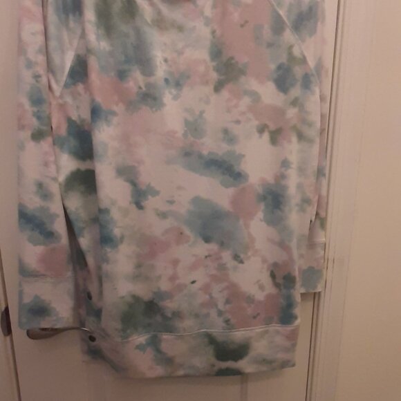 Comfort long Sweatshirt, Sz L Pastel Multicolor, Snaps down side - Picture 7 of 7